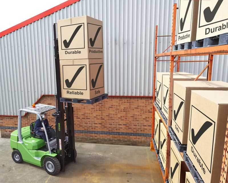 driver-training PLP's purpose built facility hosts the Cesab UK Trainig Centre
